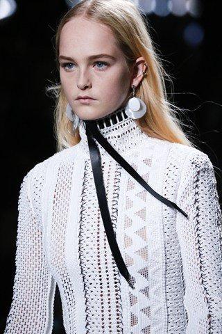 fashion-trend-Disc-Earrings-spring-summer-2015-3