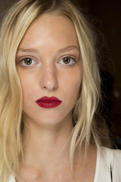 beauty-trends-red-Lipstick-spring-summer-2015-3
