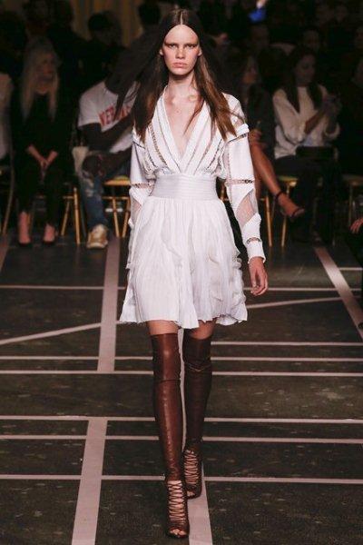 Givenchy-Total-white-look-summer-2015-15