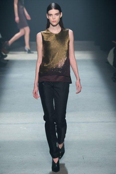 fashion-trend-metallics-fall-winter-2014-2015-14