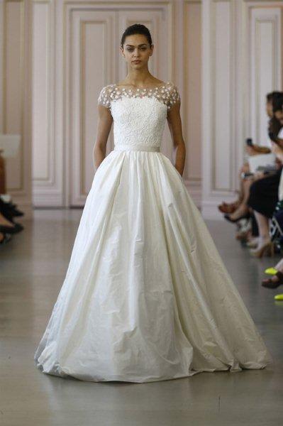 wedding-collection-Oscar-de-la-Renta-spring-summer-2016-5