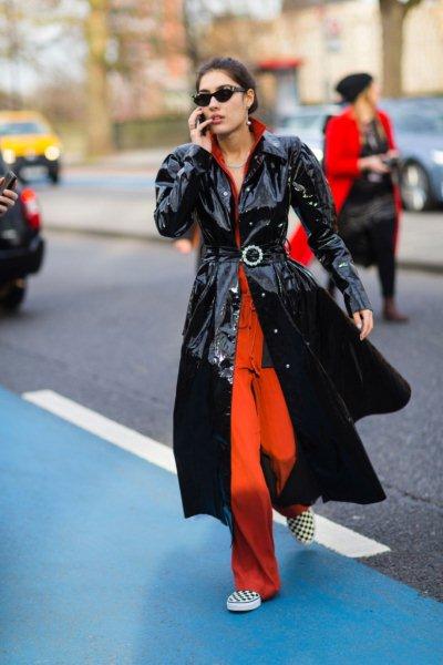 Vinyl-trench-fashion-trend-winter-2017-2018-8