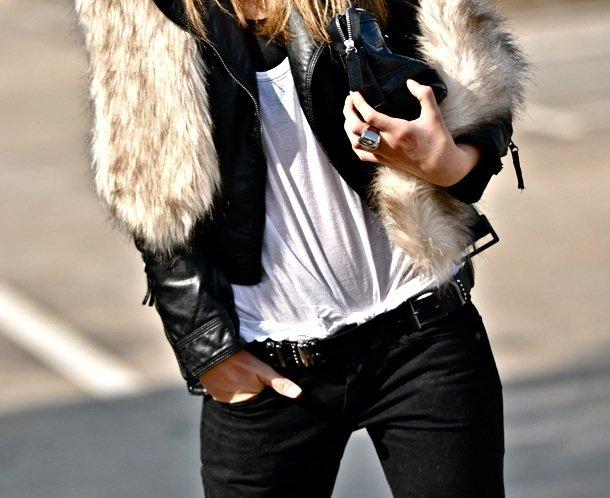 Coat-with-Fur-Collar13
