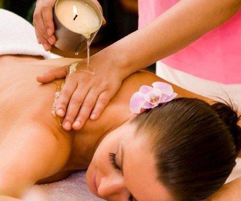 Beeswax-Candle-Massage-2