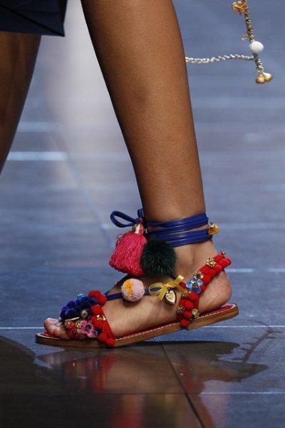 Dolce-Gabbana-Spring-Summer-2016-Collection-19