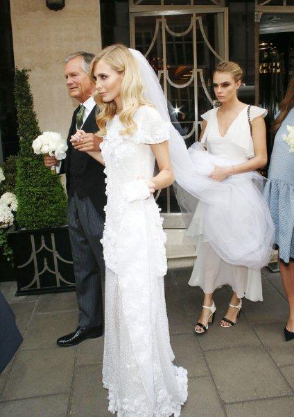 The-wedding-dress-chanel-of-Poppy-Delevingne-4