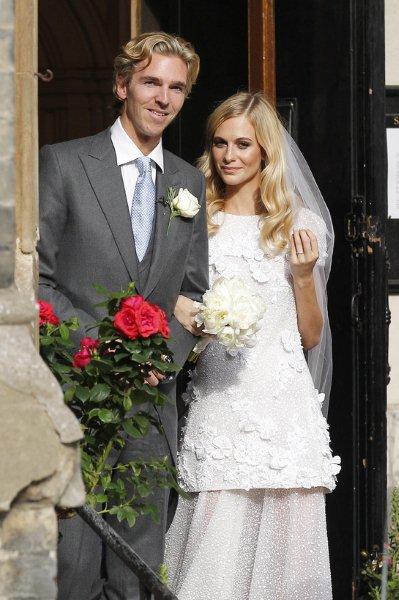 The-wedding-dress-chanel-of-Poppy-Delevingne-2