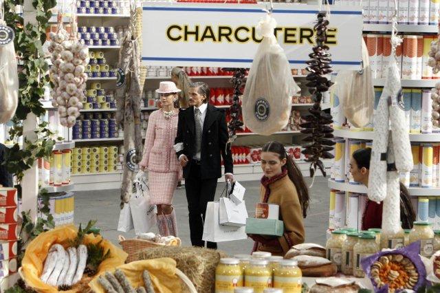 chanel-fashion-show-fall-2014-winter-2015-2
