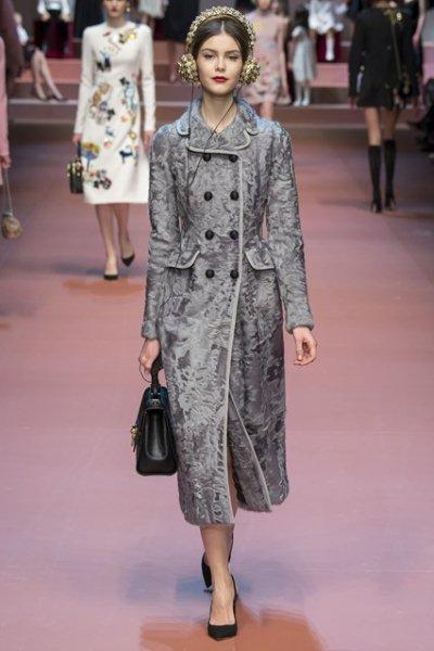 Dolce-Gabbana-coat-trend-fall-2015-winter-2016-7