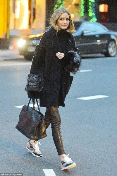 Stylish-Ways-to-Wear-Your-Sneakers-2