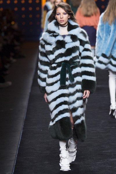 Stripes-fashion-trend-fall-2016-winter-2017-Fendi-5