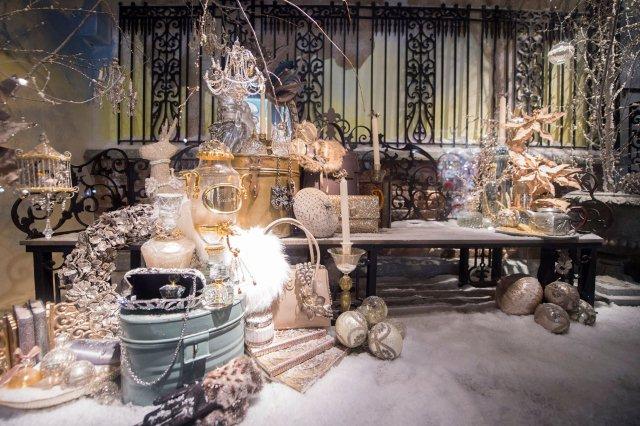christmas-window-in-London-2014-14