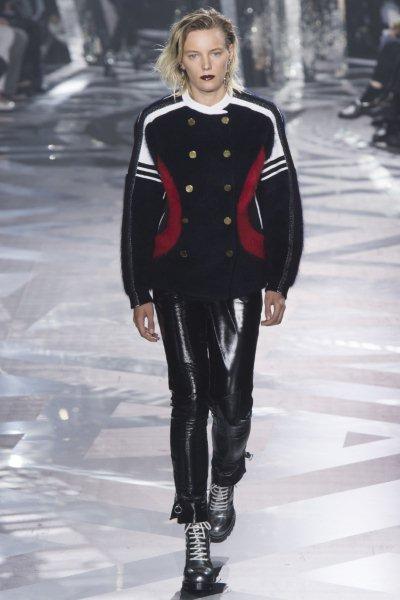 Vinyl-trousers-fashion-trend-fall-winter-2016-2017-4