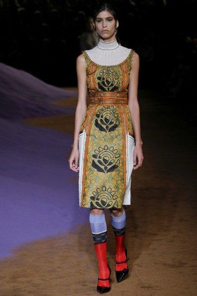 fashion-trend-back-to-the-Seventies-spring-summer-2015-22