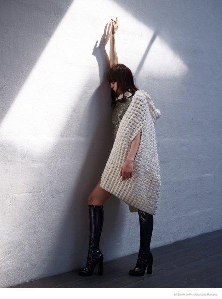60s Trending-Harper-s-Bazaar-Japan-September-2014-5