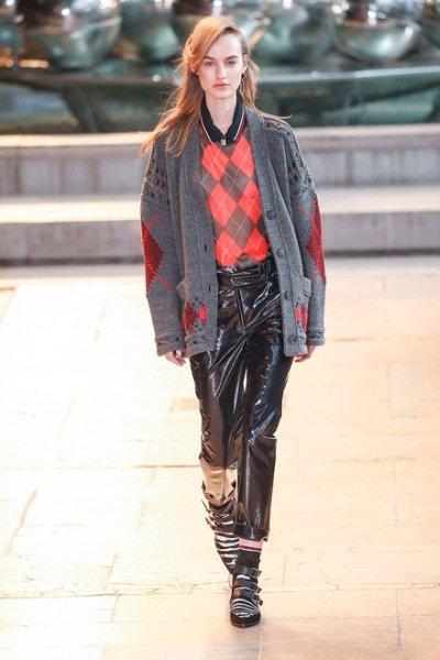 Vinyl-trousers-fashion-trend-fall-winter-2016-2017-3