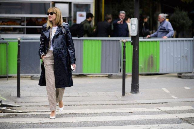 Vinyl-trench-fashion-trend-winter-2017-2018-4