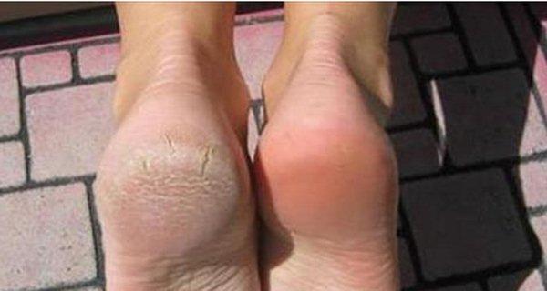 cracked-hells-2