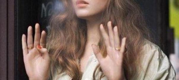 Harpers-Bazaar-China-January-2015-1 