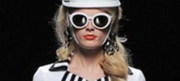  Moschino1