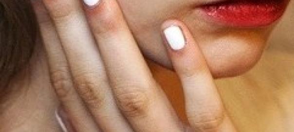whitenail1