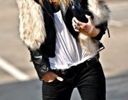 Coat-with-Fur-Collar1