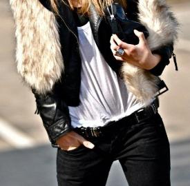 Coat-with-Fur-Collar1