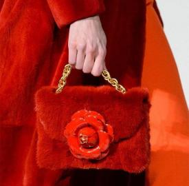 fashion-trend-fur-handbags-fall-2017-winter-2018-1