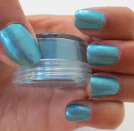 nails